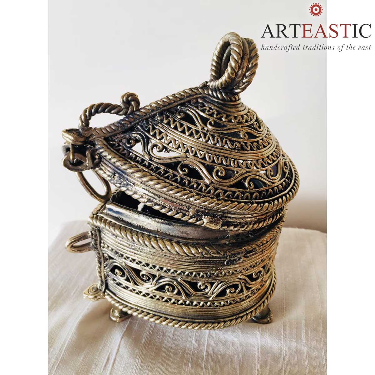 Dokra antique storage box  DS-00-992a