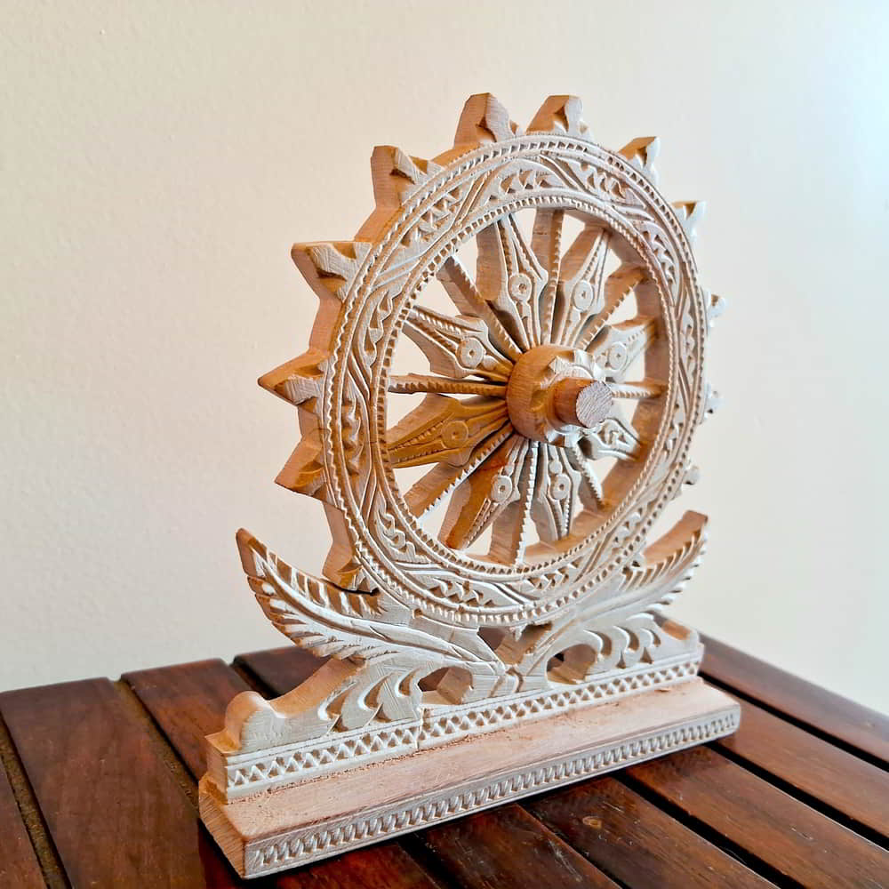 Konark Wheel in White Stone S-Stone-340a